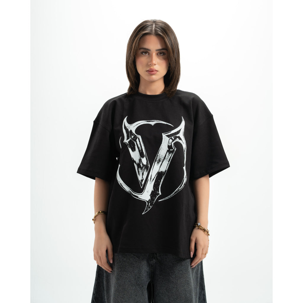 Black V t-shirt