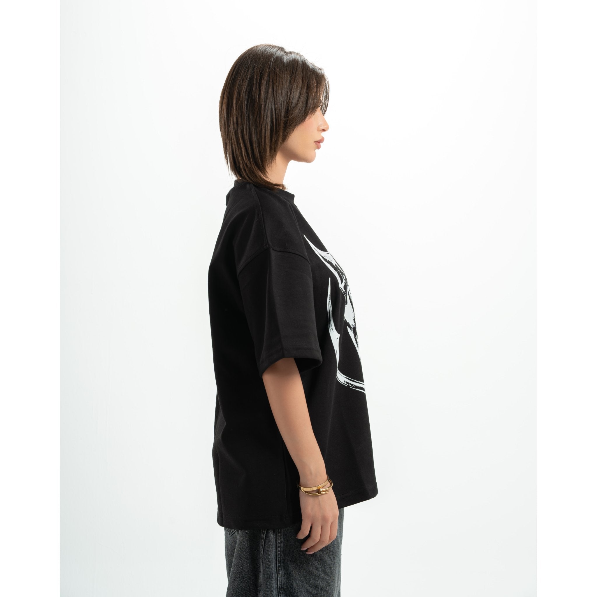 Black V t-shirt